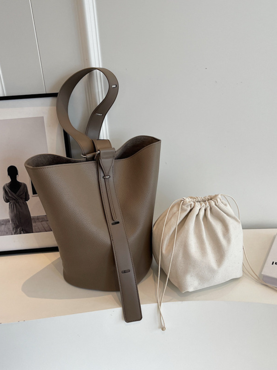 Elara Tas | 1+1 GRATIS